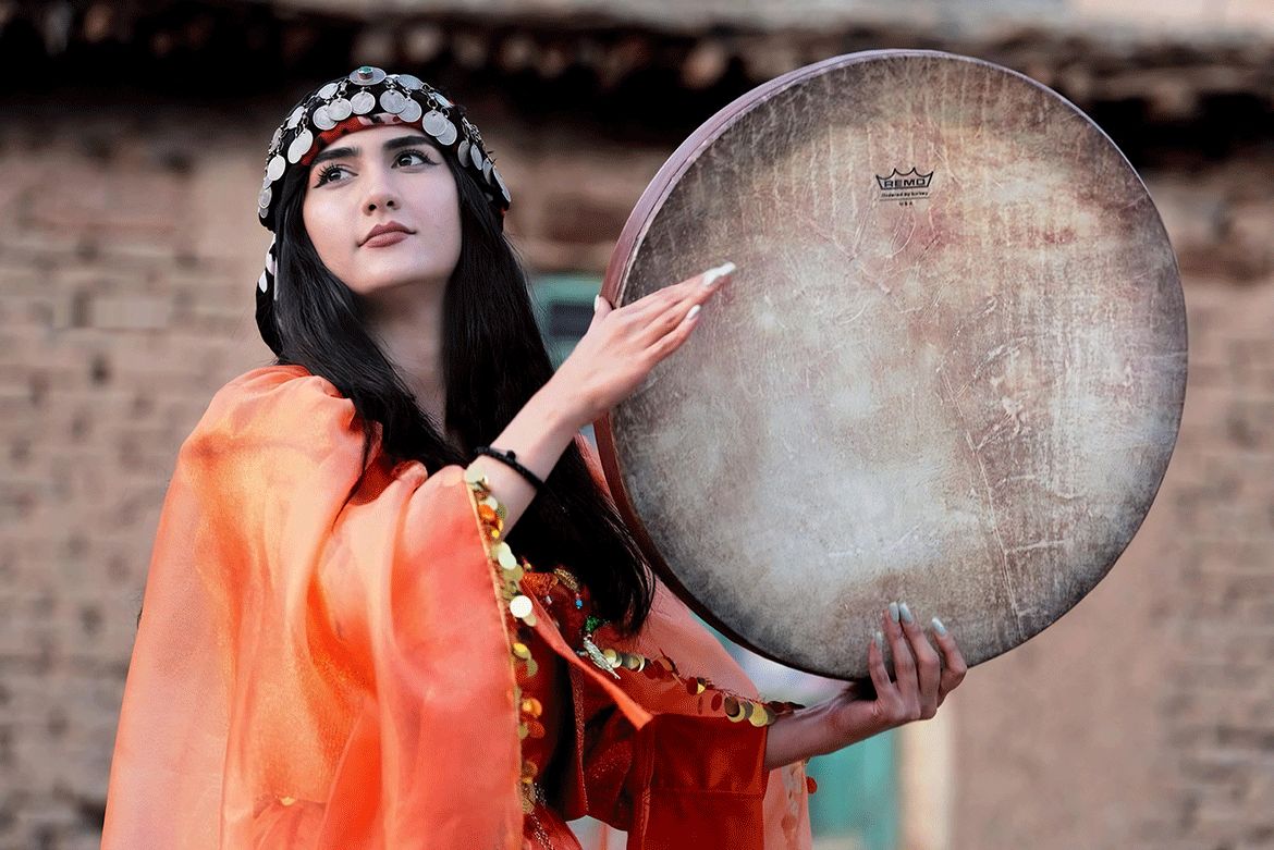 نحوه صحیح گرفتن دف