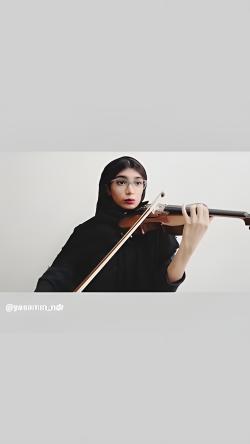 Violin Playing , Yasaman Naderi