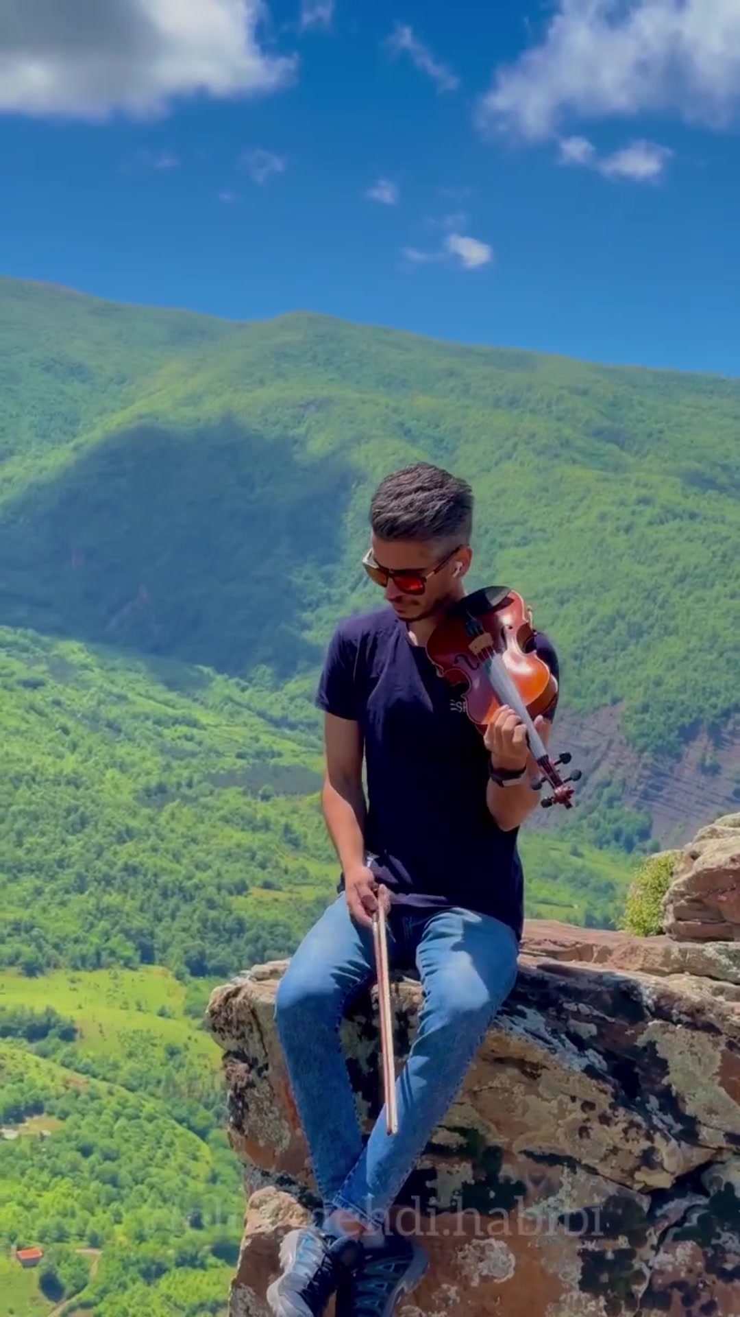 sanama with violin mehdi habibi