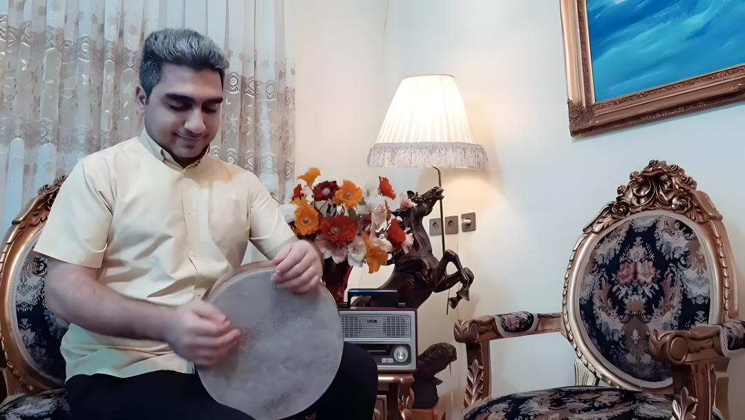 tonbak playing with alireza shahini