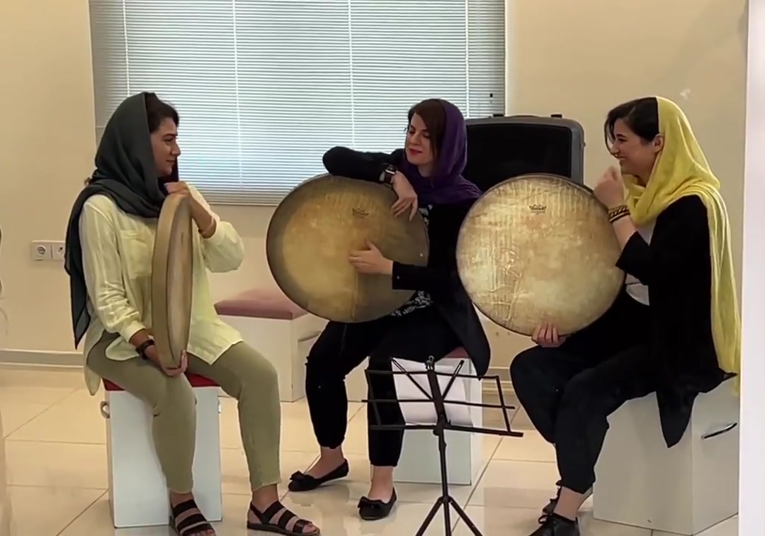 همنوازی دف به همراه دف نوازی استاد آرزو مهاجر