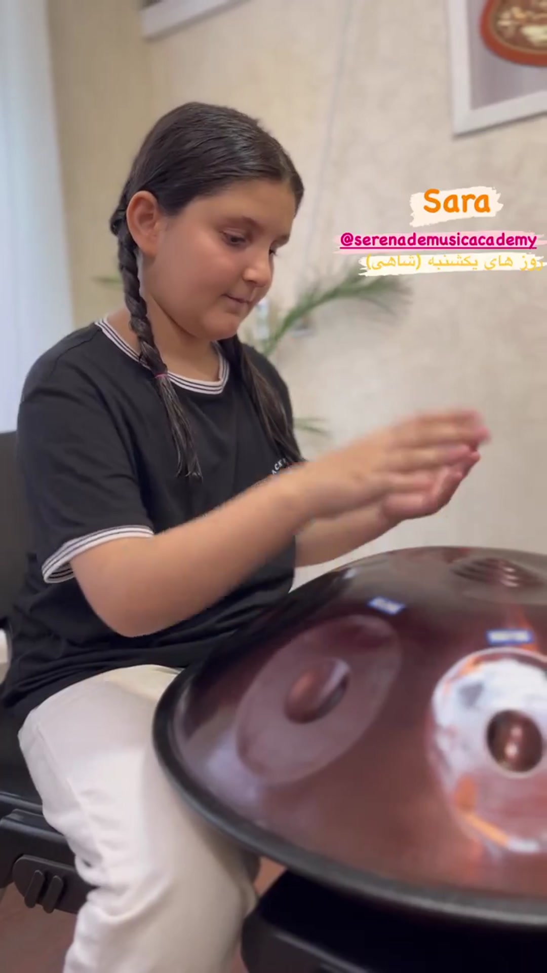 sara hangdrum student with niyayesh mahdavi