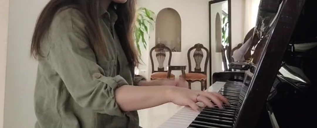 نوازندگی پیانو با استاد کمند توسلی