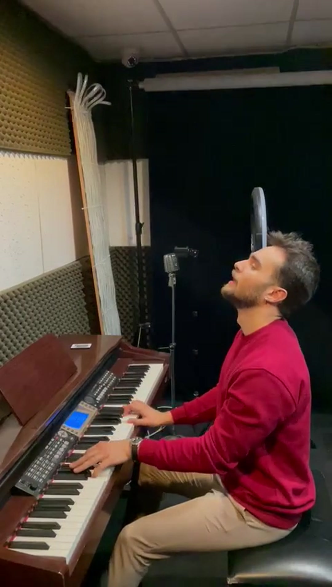 ویدیو اجرای اساتید